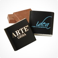 Firma Logolu Kalın Kare Çikolata