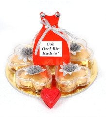 Elbiseli Kalpli Kadınlar Günü Çikolata