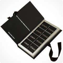 Kitap Kutuda Logolu Kalın Çikolata