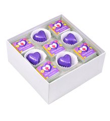 Mor Kalpli Kadınlar Günü Çikolata