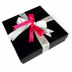 Dört Renkli Gül Çikolata