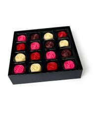 Dört Renkli Gül Çikolata